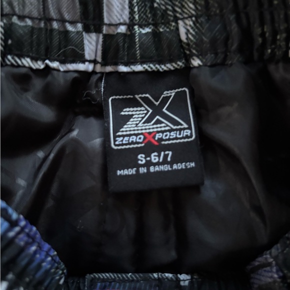 ZeroXposur Black and Gray Snow Pants - Picture 2 of 2
